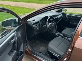 2017 Toyota Corolla XI (E160, E170, E180) Рестайлинг 1, коричневый, 1650000 рублей, вид 5