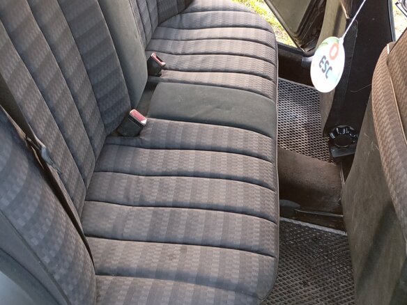 1992 Mercedes-Benz 190 (W201), серый, 300000 рублей - вид 8