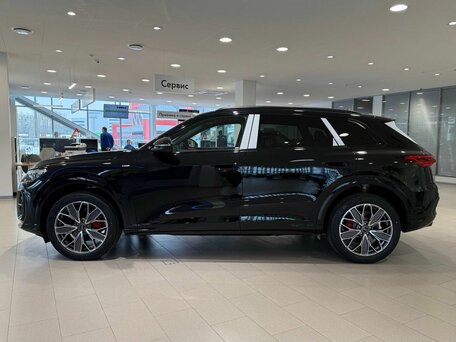 2025 Audi Q5 L III (GU), чёрный, 6230000 рублей, вид 4