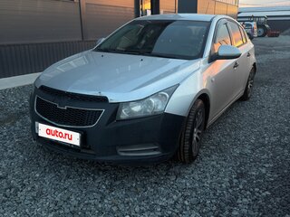 2012 Chevrolet Cruze I Рестайлинг, серебристый, 585000 рублей, вид 1