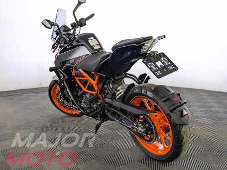 2022 KTM 390 Duke, чёрный, 550000 рублей, вид 3