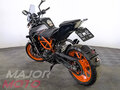 2022 KTM 390 Duke, чёрный - вид 2