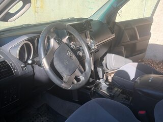 2011 Toyota Land Cruiser Prado 150 Series, чёрный, 2200000 рублей, вид 3