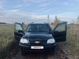 2017 Chevrolet Niva I Рестайлинг, синий, 625000 рублей, вид 1
