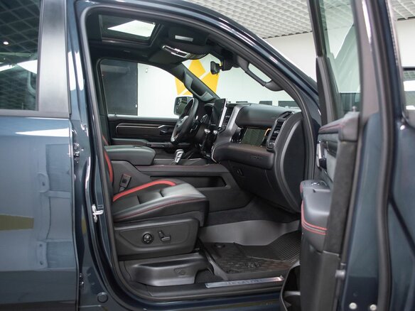 2026 Ram 1500 RHO V Рестайлинг, синий, 11999000 рублей - вид 28