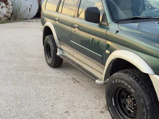 2000 Mitsubishi Pajero Sport I, зелёный, 810000 рублей, вид 4