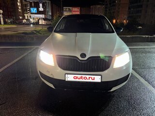 2015 Skoda Octavia III (A7), белый, 350000 рублей, вид 2