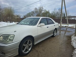 2001 Toyota Crown XI (S170), белый, 1050000 рублей, вид 3