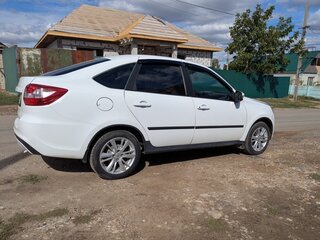 2024 Lada (ВАЗ) Granta Drive Active I Рестайлинг, белый, 860000 рублей, вид 4