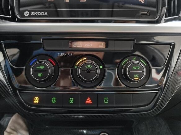 2022 Skoda Kamiq I (China Market), белый, 1920000 рублей - вид 10