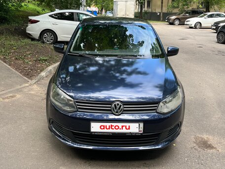 2014 Volkswagen Polo V, синий, 500000 рублей, вид 4