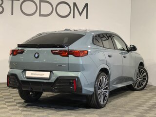 2025 BMW X2 xDrive25i II (U10), серый, 5490000 рублей, вид 2