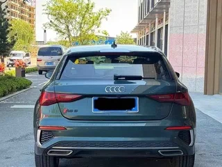 2022 Audi A3 Sportback 35 TFSI IV (8Y), зелёный, 2000000 рублей, вид 5
