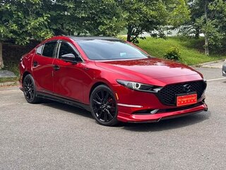 2023 Mazda 3 Axela IV (BP), красный, 1520000 рублей, вид 1