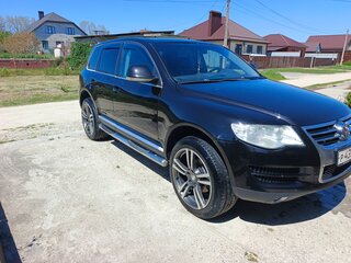 2007 Volkswagen Touareg I Рестайлинг, чёрный, 1200000 рублей, вид 4