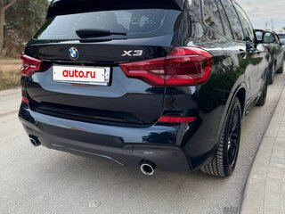 2017 BMW X3 20d xDrive III (G01), чёрный, 3600000 рублей, вид 3