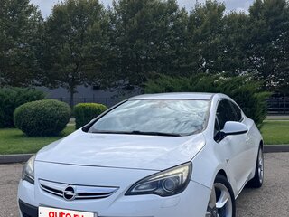 2013 Opel Astra GTC J Рестайлинг, белый, 750000 рублей, вид 3