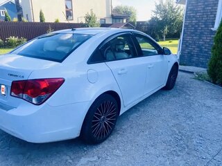 2010 Chevrolet Cruze I, белый, 550000 рублей, вид 3