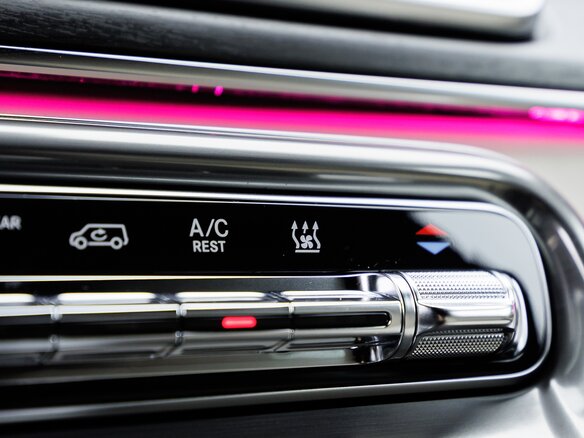 2026 Mercedes-Benz V-Класс Extra Long 300 d экстра длинный III (W447) Рестайлинг 2, чёрный, 14570000 рублей - вид 16