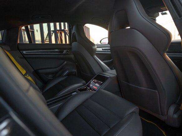 2020 Porsche Panamera Turbo S Executive II Рестайлинг, серый, 13000000 рублей - вид 18