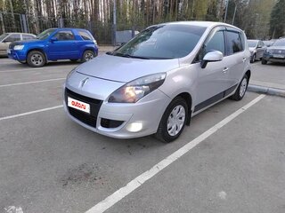 2010 Renault Scenic III, серебристый, 650000 рублей, вид 1