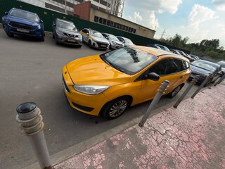 2015 Ford Focus III Рестайлинг, жёлтый, 350000 рублей, вид 5