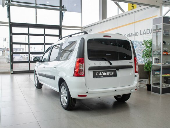 2026 Lada (ВАЗ) Largus I Рестайлинг, белый - вид 5