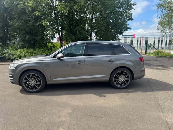 2015 Audi Q7 II (4M), серый, 2400000 рублей - вид 5