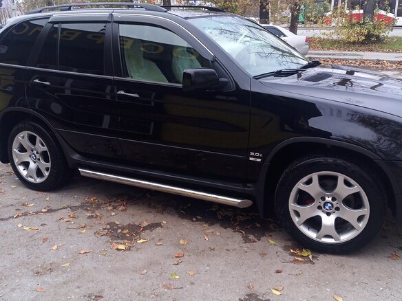 2005 BMW X5 3.0i I (E53) Рестайлинг, чёрный, 1350000 рублей - вид 3
