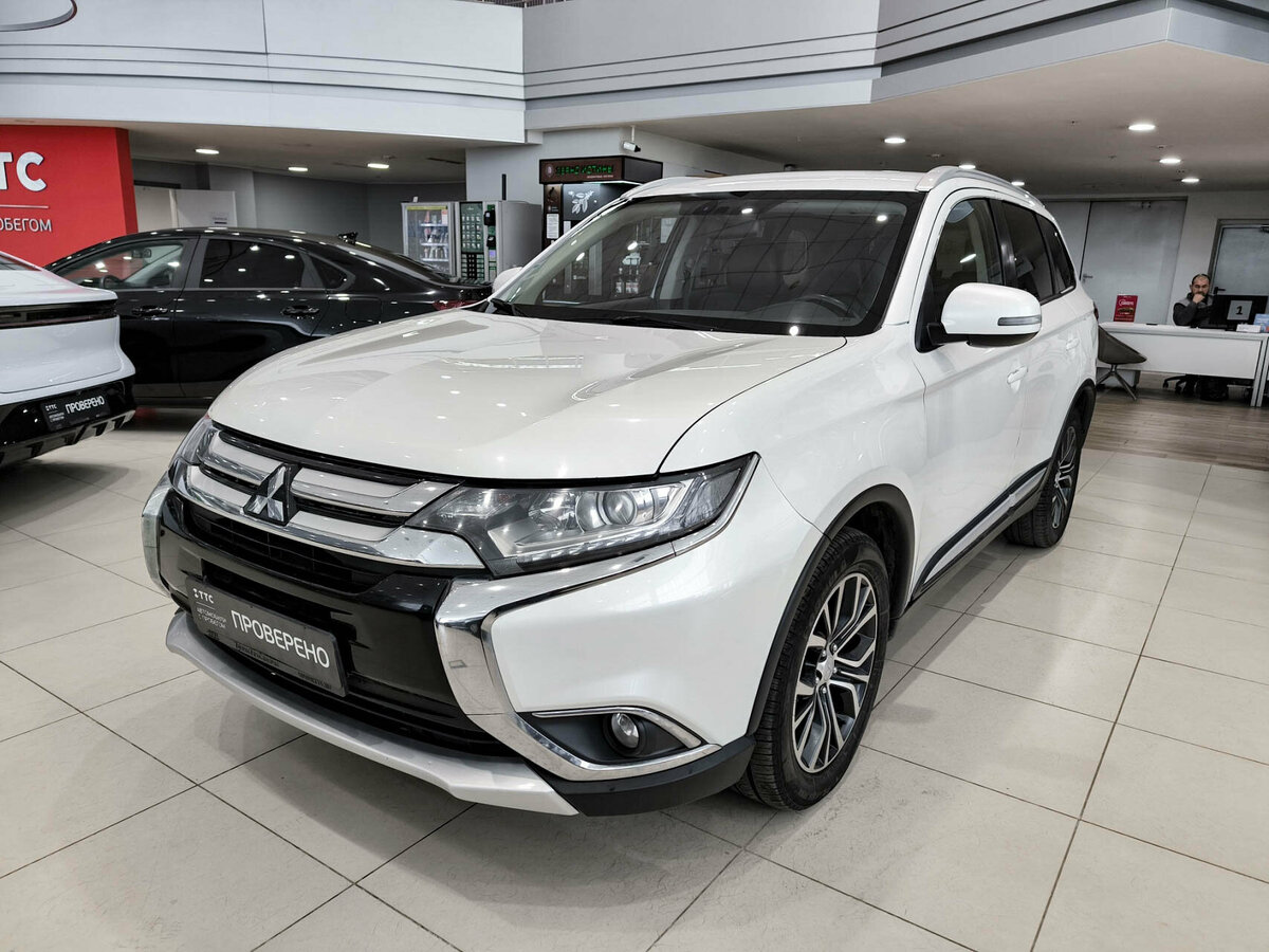 Открыть фотографии: Mitsubishi Outlander III Рестайлинг 2