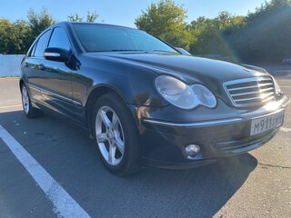 2005 Mercedes-Benz C-Класс 200 II (W203) Рестайлинг, чёрный, 649000 рублей, вид 3