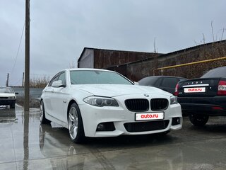 2013 BMW 5 серии 520i VI (F10/F11/F07), белый, 1730000 рублей, вид 1