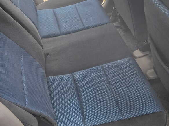2002 Mazda Demio I (DW), серебристый, 150000 рублей - вид 12