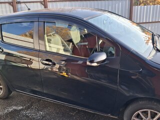 2012 Toyota Vitz III (XP130), чёрный, 600000 рублей, вид 3