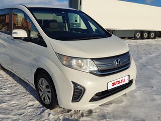 2015 Honda Stepwgn V, белый, 1795000 рублей, вид 5