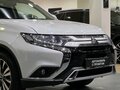 2019 Mitsubishi Outlander III Рестайлинг 3, белый - вид 8