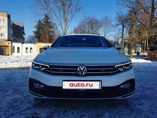 2020 Volkswagen Passat B8 Рестайлинг, белый, 2800000 рублей, вид 2