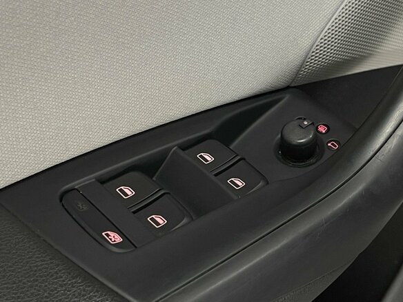 2014 Audi Q3 I (8U), белый, 1599000 рублей - вид 20
