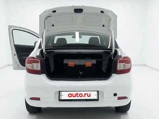 2017 Renault Logan II, белый, 700000 рублей, вид 3