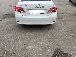 2012 Toyota Corolla X (E140, E150) Рестайлинг, белый, 750000 рублей, вид 3