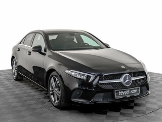 2018 Mercedes-Benz A-Класс 200 IV (W177), чёрный, 2230000 рублей, вид 3