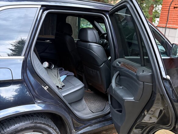 2010 BMW X5 35d II (E70) Рестайлинг, чёрный - вид 14
