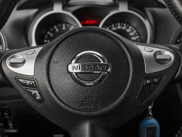 2013 Nissan Juke I, белый - вид 11