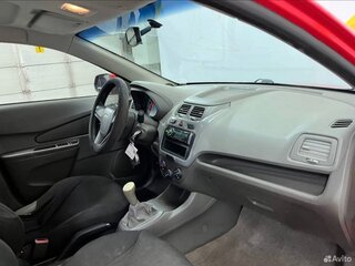2013 Chevrolet Cobalt II, красный, 450000 рублей, вид 4