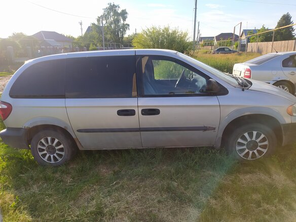 2003 Dodge Caravan 4-speed IV, серый, 400000 рублей - вид 4