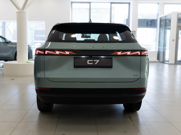 2025 Omoda C7, зелёный, 2939000 рублей - вид 4