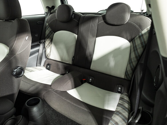 2015 Mini Hatch Cooper S III (F55/F56), коричневый - вид 9