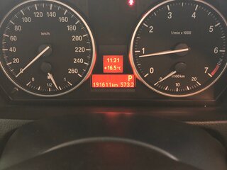 2012 BMW 3 серии 320i V (E90/E91/E92/E93) Рестайлинг, чёрный, 1200000 рублей, вид 2