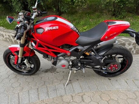 2013 Ducati Monster 1100, красный, 610000 рублей, вид 2