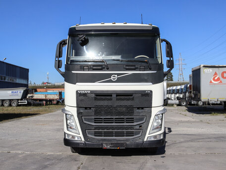 2018 Volvo FH, белый, 6990000 рублей, вид 2